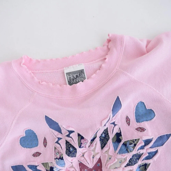 Vintage Hanes Pink With Cut Out Quilted Flower Design Crewneck Sweater XL - Picture 10 of 14